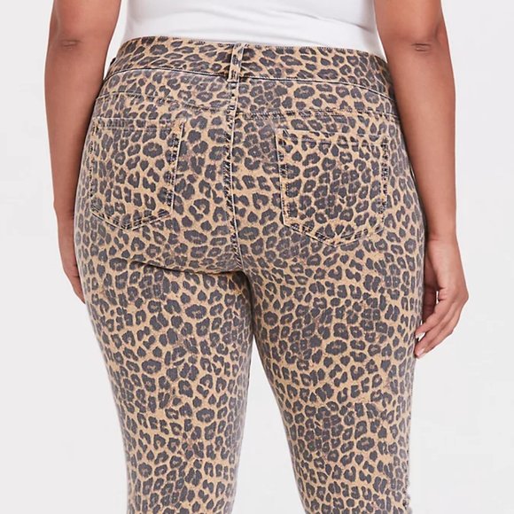 Plus Size 22 or 24 TORRID Leopard Print Jegging Stretchy Skinny Jeans new pants - Picture 2 of 4